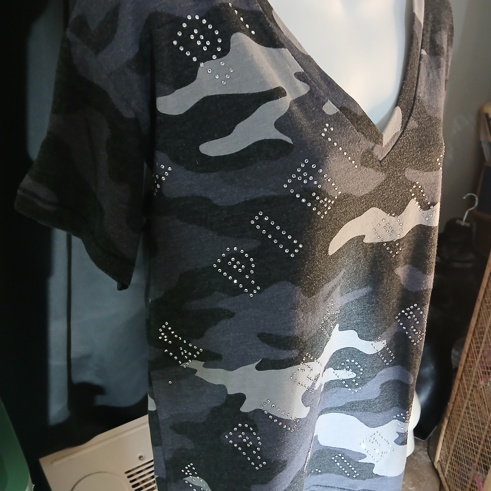 HTF PINK Victoria's Secret Bejeweled Gray & Blue Camo Short Sleeve Tee Oversized